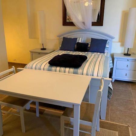 Villa Del Mar Studios E And W Freshwater Pond Екстериор снимка